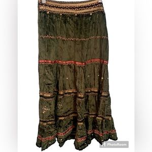 Chaudry KC Y2K Green Velvet Embellished Boho Maxi Skirt NWT Size XS